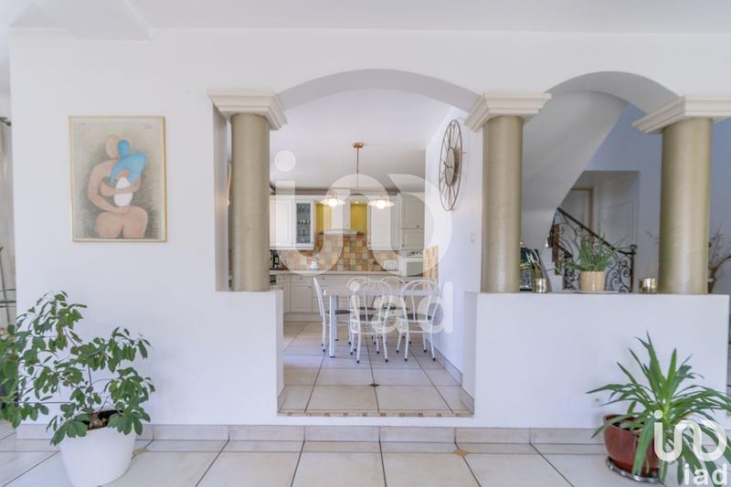 Maison - 194 m² - 6 pièces