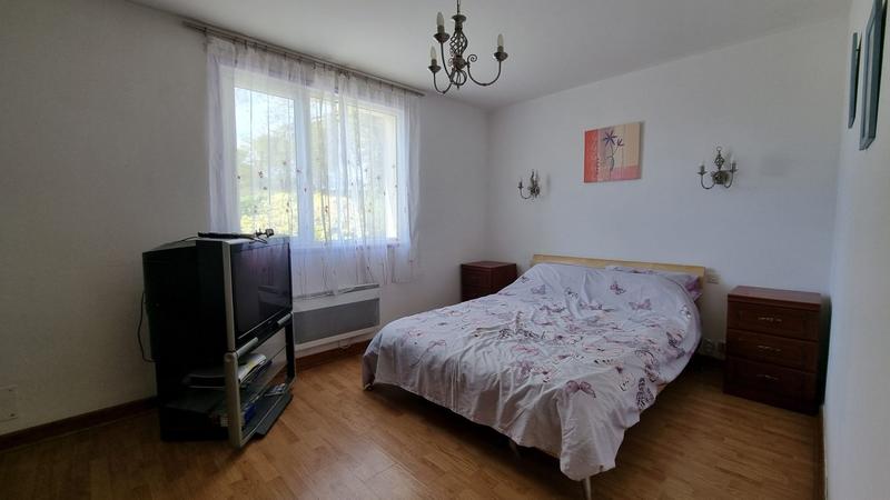 Maison - 114 m² - 8 pièces