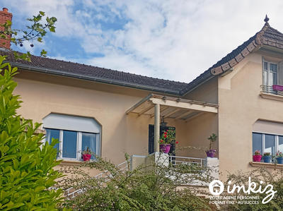 Maison - 200 m² - 9 pièces