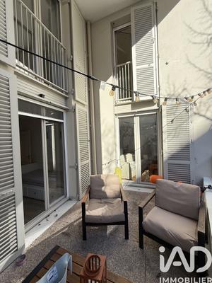 Appartement - 104 m² - 5 pièces