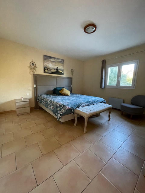 Maison - 93 m² - 5 pièces