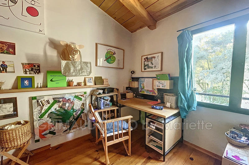 Maison - 278 m² - 10 pièces