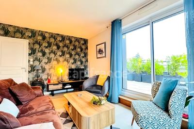 Appartement - 83 m² - 4 pièces