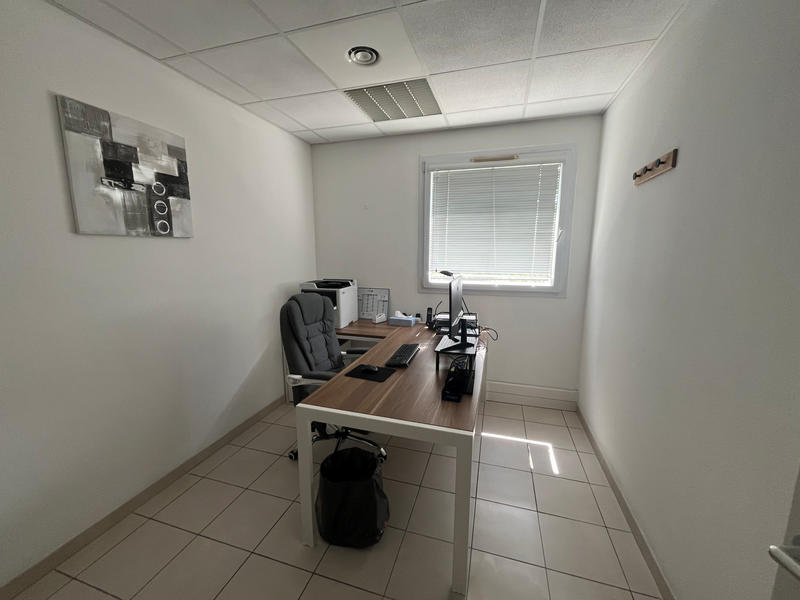 Bureau - 137 m²