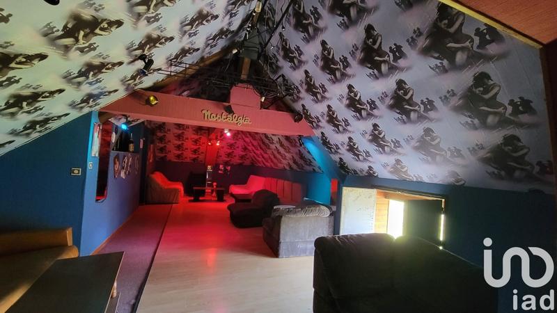 Maison - 180 m² - 7 pièces