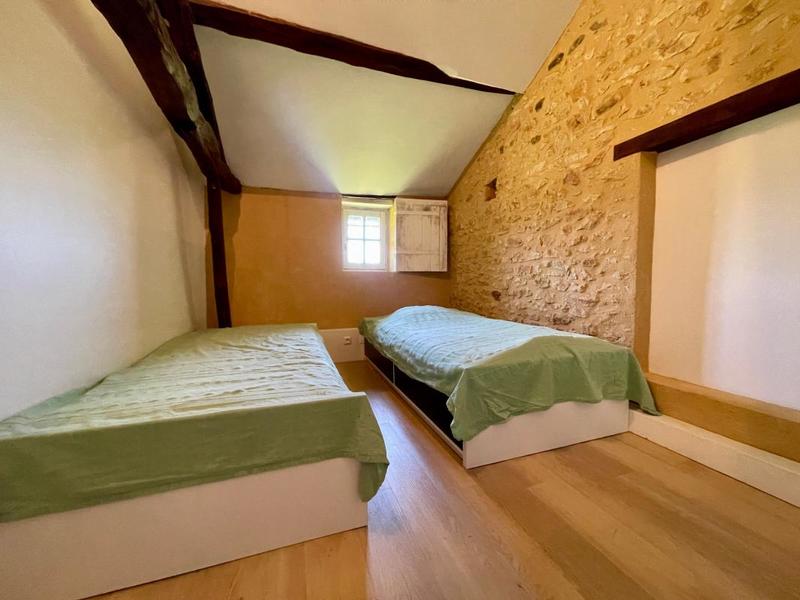 Maison - 286 m² - 9 pièces