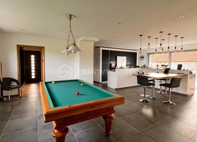 Maison - 136 m² - 4 pièces