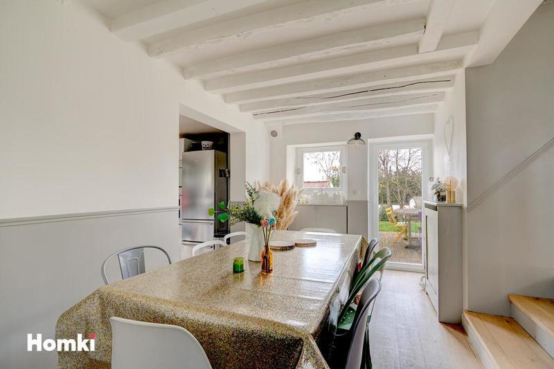 Maison - 181 m² - 6 pièces