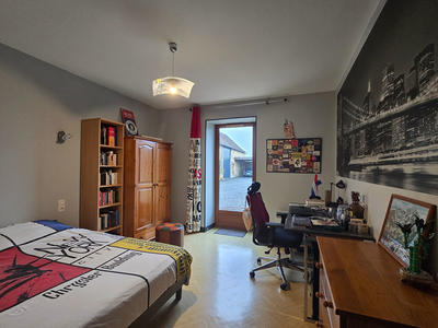 Maison - 170 m² - 8 pièces