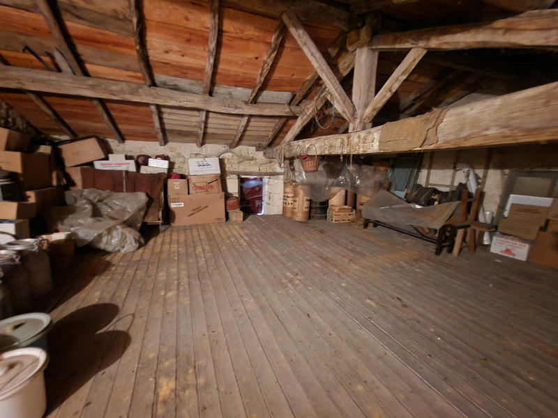 Maison - 96 m² - 3 pièces