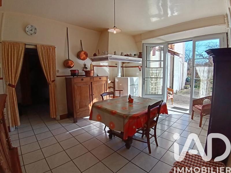 Maison - 164 m² - 7 pièces