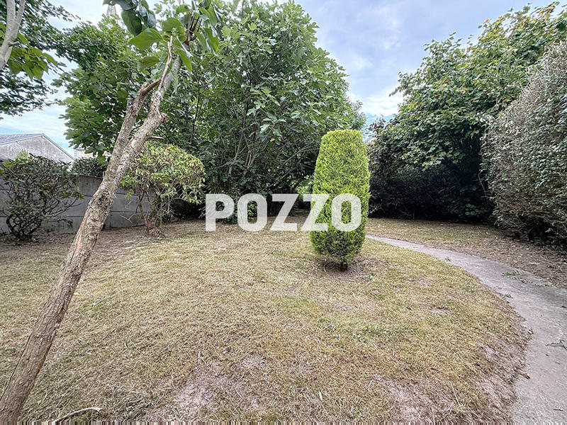 Maison - 157 m² - 8 pièces