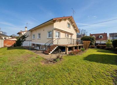 Maison - 124 m² - 7 pièces