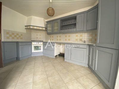 Maison - 160 m² - 5 pièces