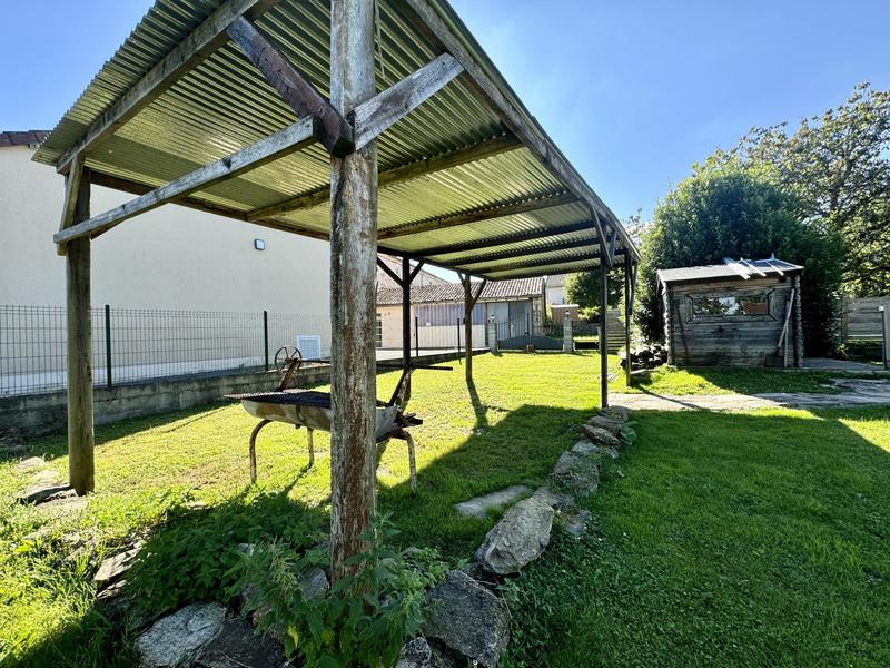 Maison - 140 m² - 5 pièces