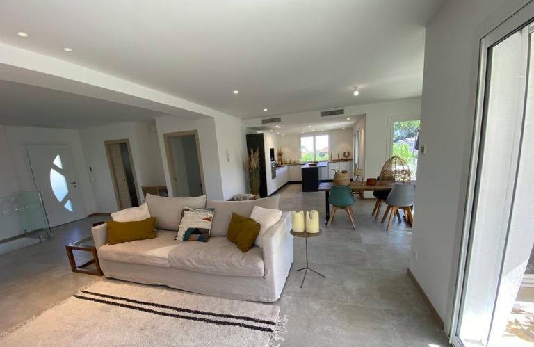 Villa - 175 m² - 6 pièces