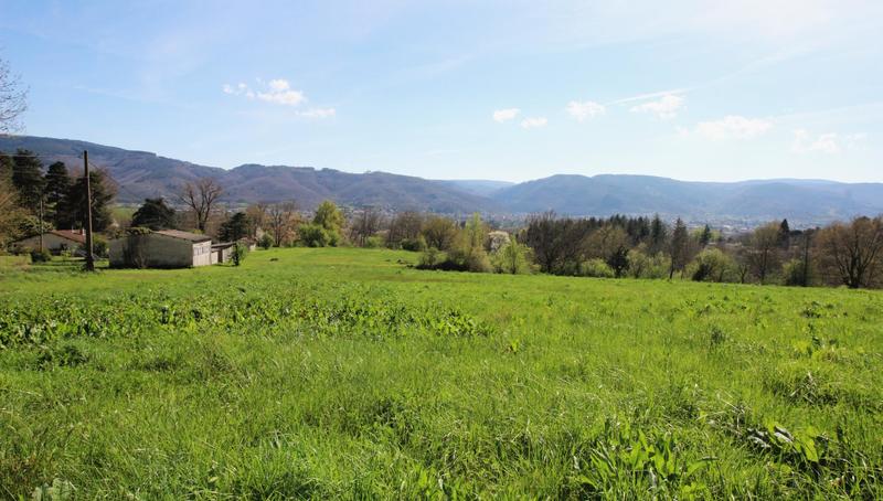 Propriété - 111 m² - 6 pièces