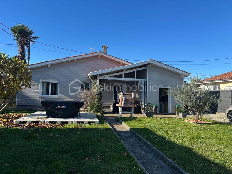 Maison - 80 m² - 5 pièces