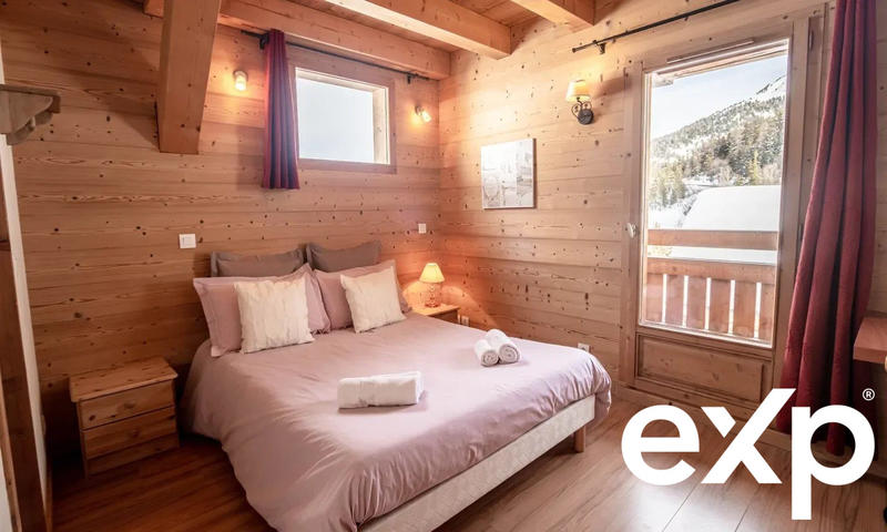 Châlet - 179 m² - 8 pièces