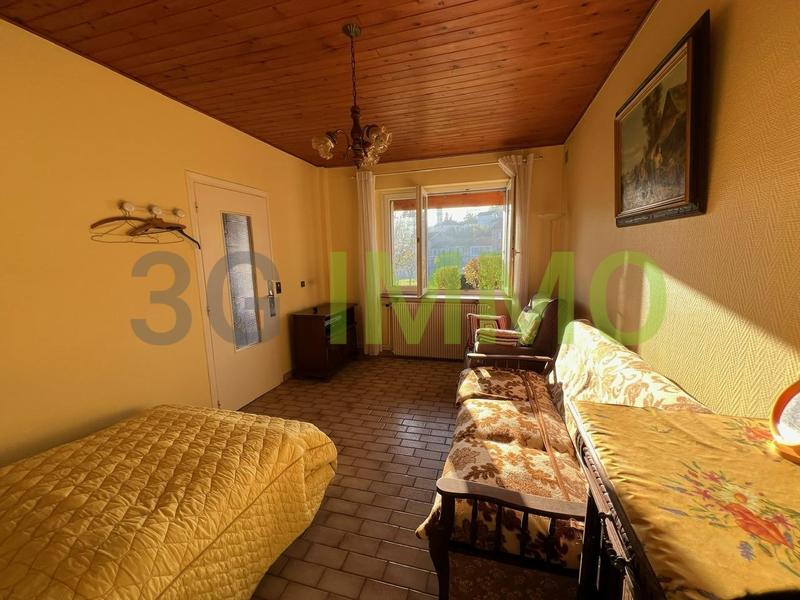 Maison - 94 m² - 5 pièces