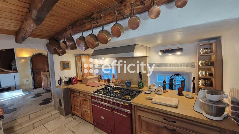 Maison de campagne - 275 m² - 11 pièces