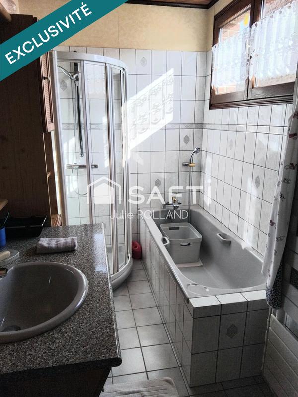 Maison - 90 m² - 5 pièces