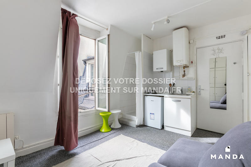 Studio - 12 m² - 1 pièce