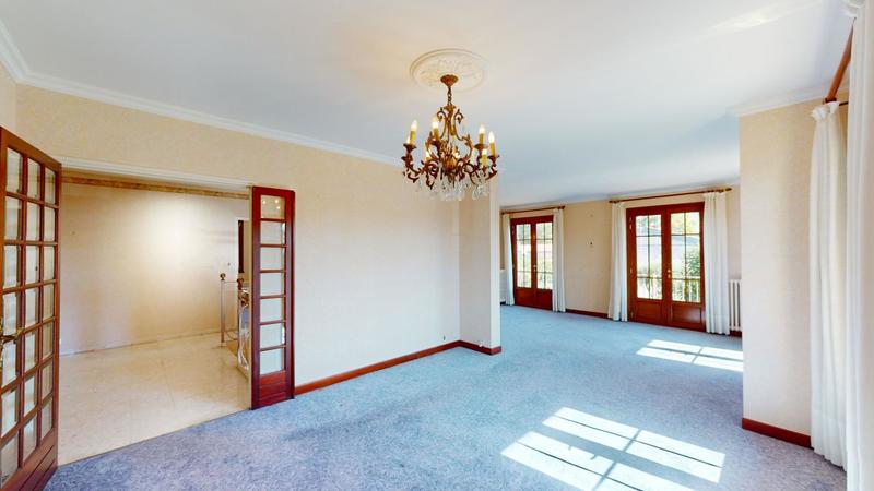 Villa - 222 m² - 7 pièces