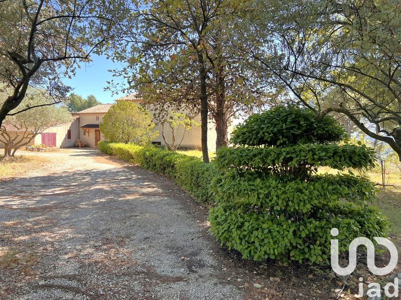 Maison - 200 m² - 8 pièces