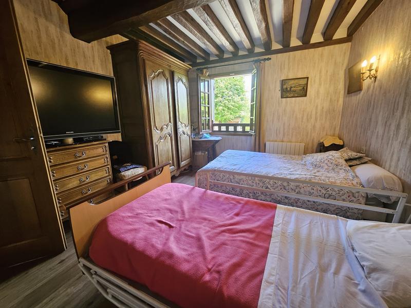 Maison traditionnelle - 176 m² - 7 pièces