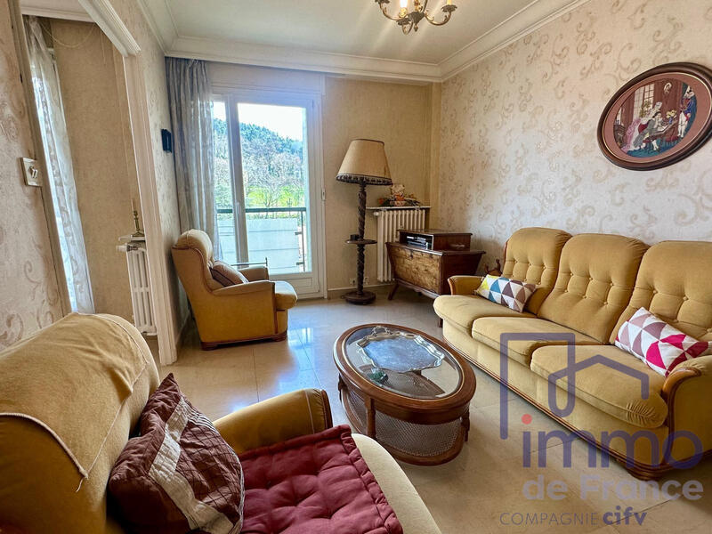 Appartement - 91 m² - 4 pièces