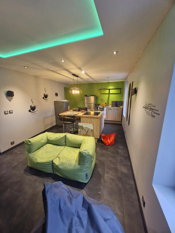 Propriété - 361 m² - 12 pièces