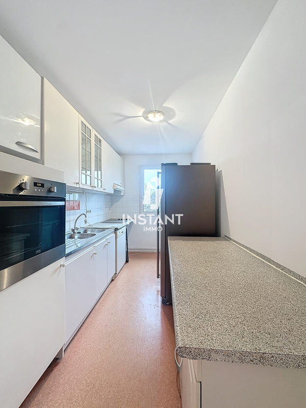 Appartement - 77 m² - 4 pièces