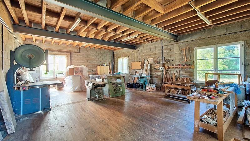 Maison traditionnelle - 127 m² - 7 pièces