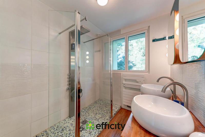 Pavillon - 128 m² - 5 pièces