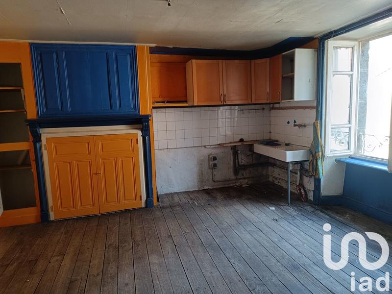 Maison - 220 m² - 10 pièces