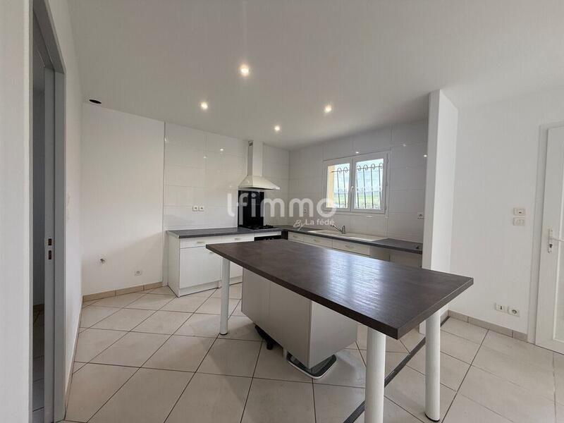 Maison - 107 m² - 4 pièces