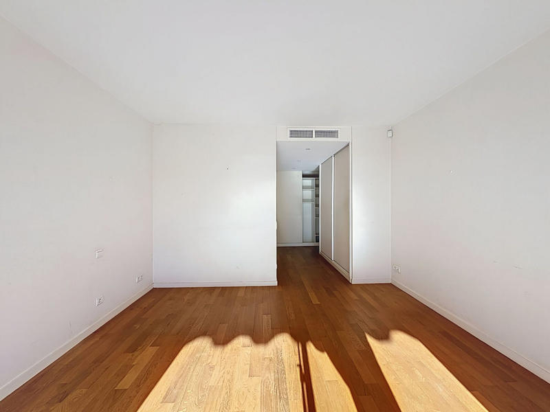 Appartement - 95 m² - 4 pièces