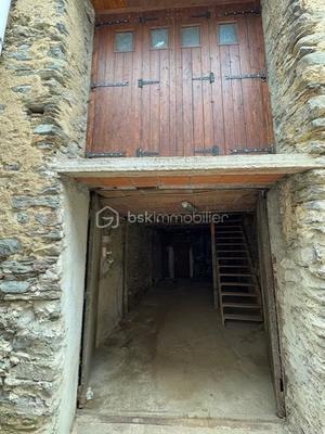 Grange - 137 m² - 4 pièces