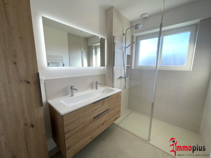 Maison - 122 m² - 5 pièces