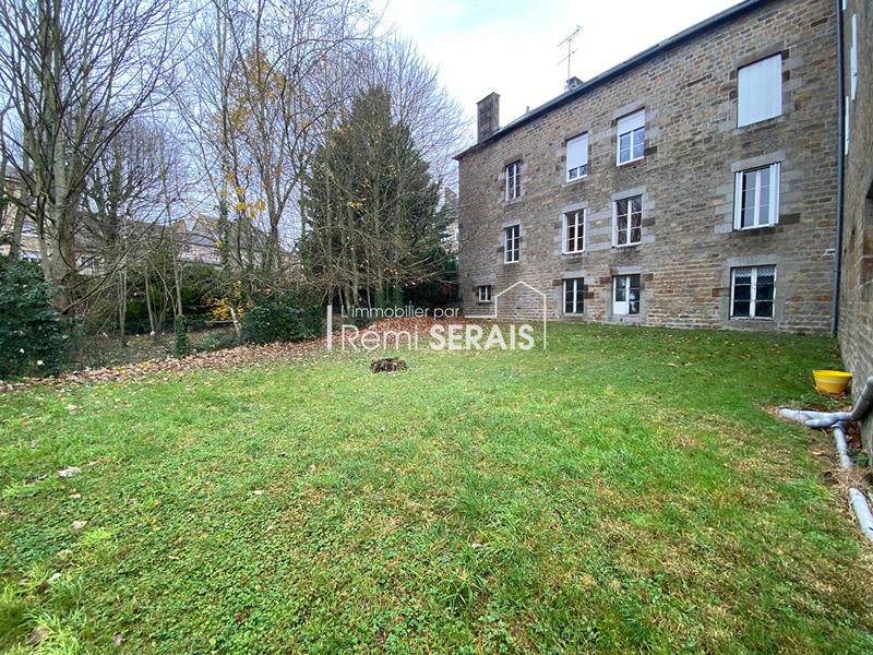 Immeuble - 15 pièces