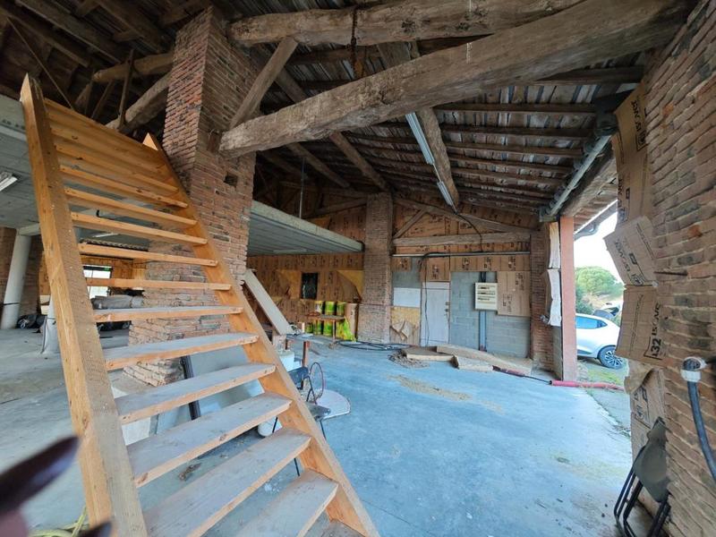 Maison - 370 m² - 7 pièces