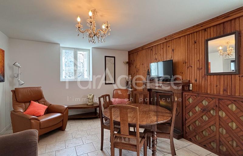 Maison - 175 m² - 6 pièces