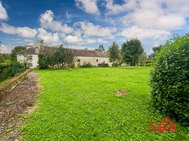 Maison ancienne - 700 m² - 24 pièces