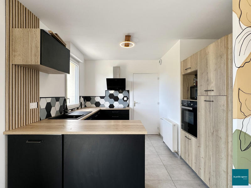 Maison - 100 m² - 5 pièces