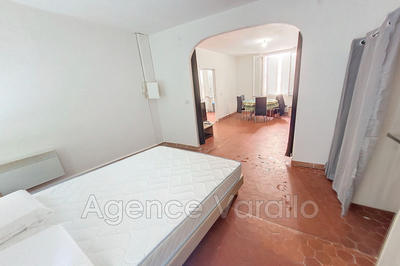 Maison - 207 m² - 8 pièces