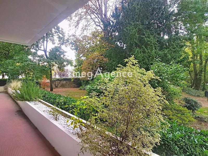 Appartement - 98 m² - 5 pièces