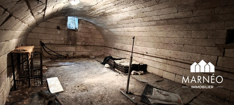 Maison ancienne - 192 m² - 6 pièces