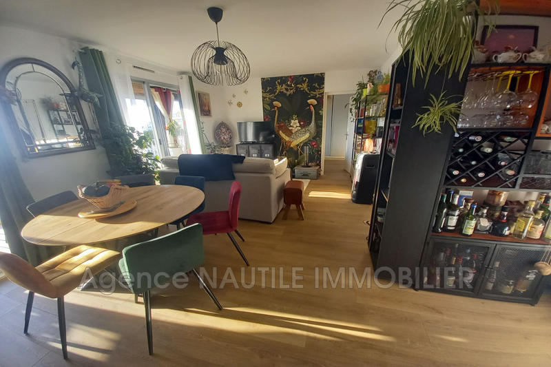 Appartement - 65 m² - 2 pièces