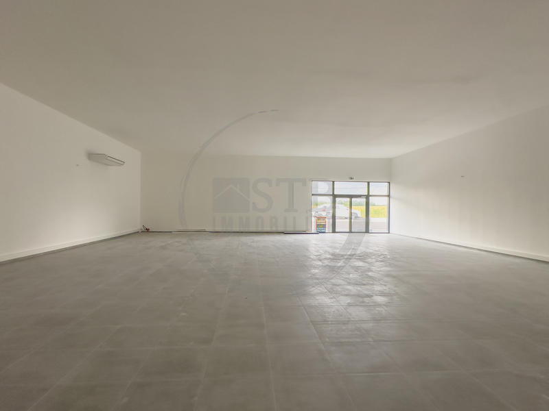 Local commercial - 259 m²